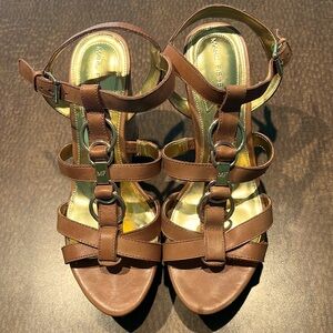 Marc Fisher Women Shoes Size 8.5 Brown w/gold Fashion Summer Cork Wedge
